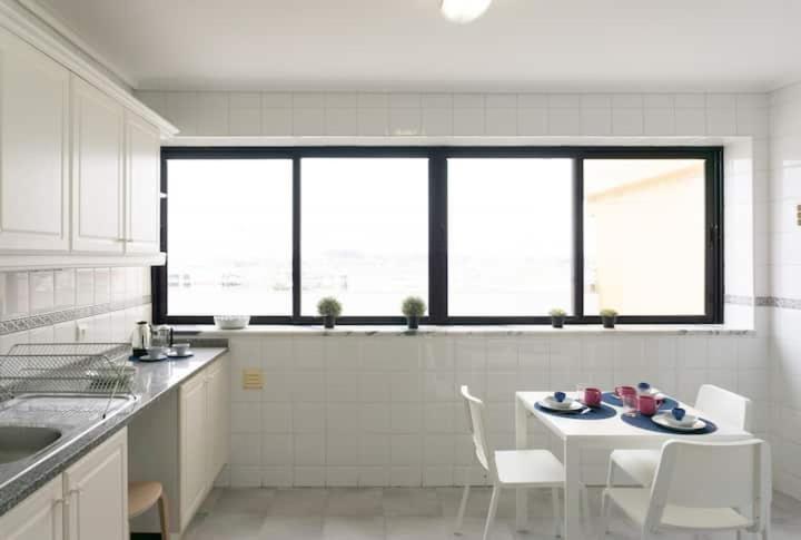 8Rooftop - T2 Com Terraco E Vista Para As Salinas! Appartement Aveiro Buitenkant foto