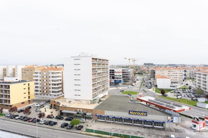 8Rooftop - T2 Com Terraco E Vista Para As Salinas! Appartement Aveiro Buitenkant foto